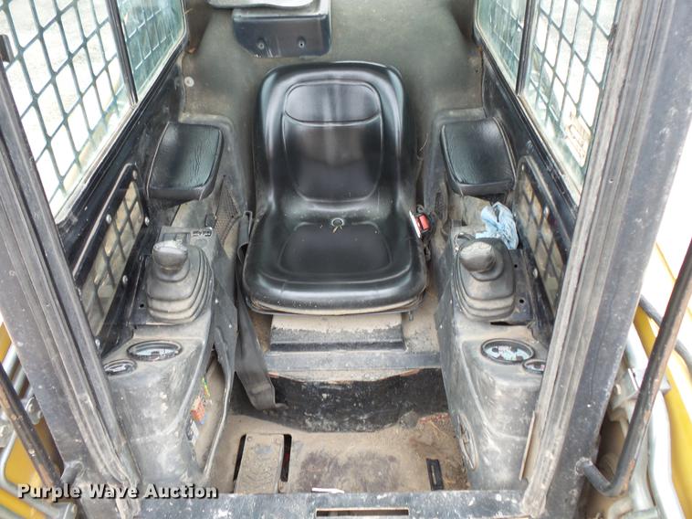 image for item DC6358 2008 ASV PT-70 skid steer