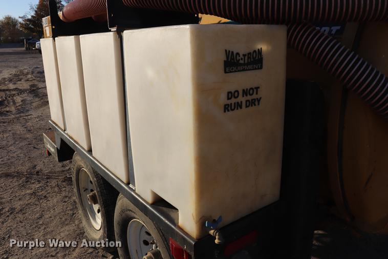 image for item DC6359 2011 Vermeer Vactron LP555SDT-K vacuum excavator