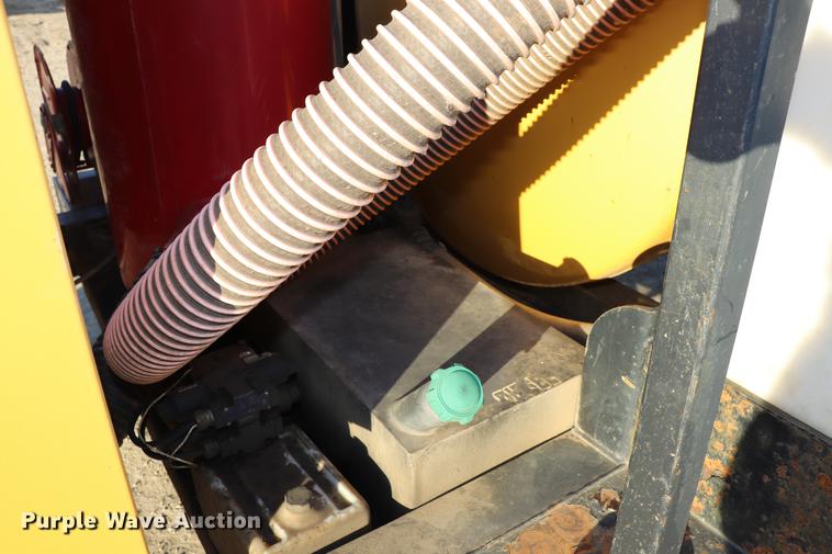 image for item DC6359 2011 Vermeer Vactron LP555SDT-K vacuum excavator