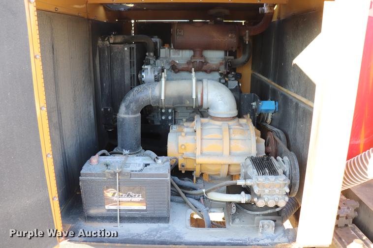 image for item DC6359 2011 Vermeer Vactron LP555SDT-K vacuum excavator