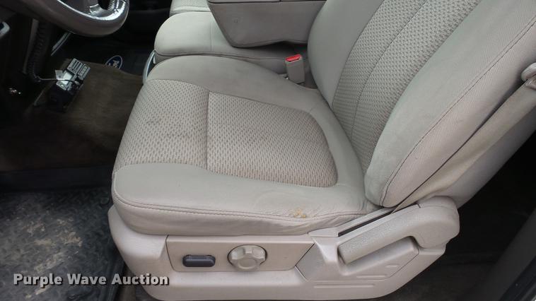 image for item DC6378 2010 Ford F150 XLT SuperCrew pickup truck