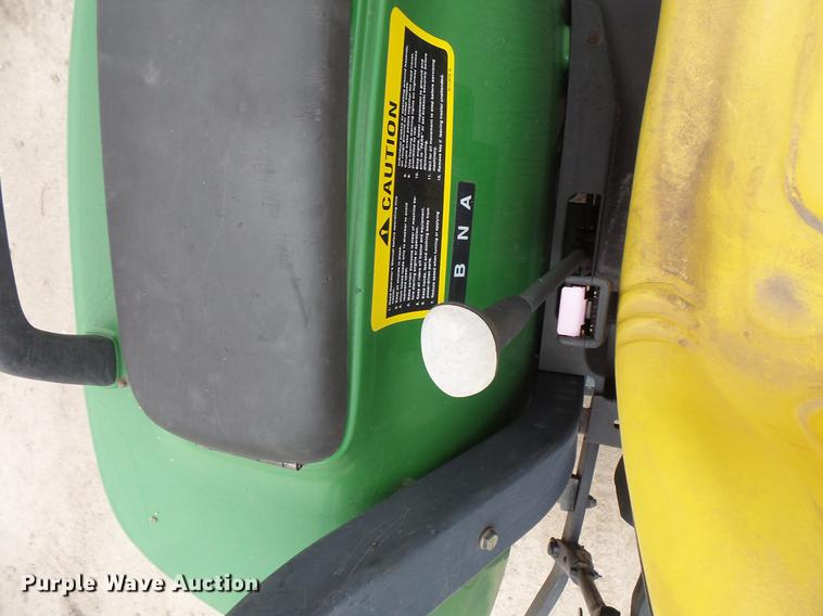 image for item DC6379 John Deere 4400 tractor