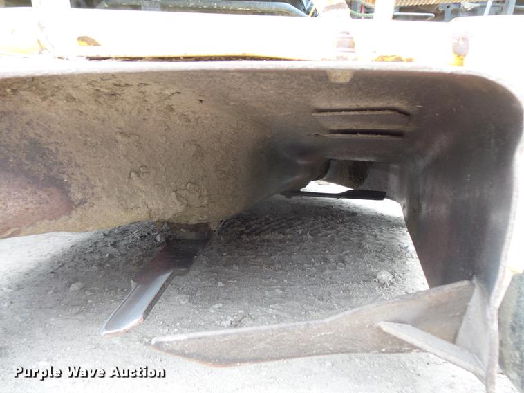 image for item DC6379 John Deere 4400 tractor