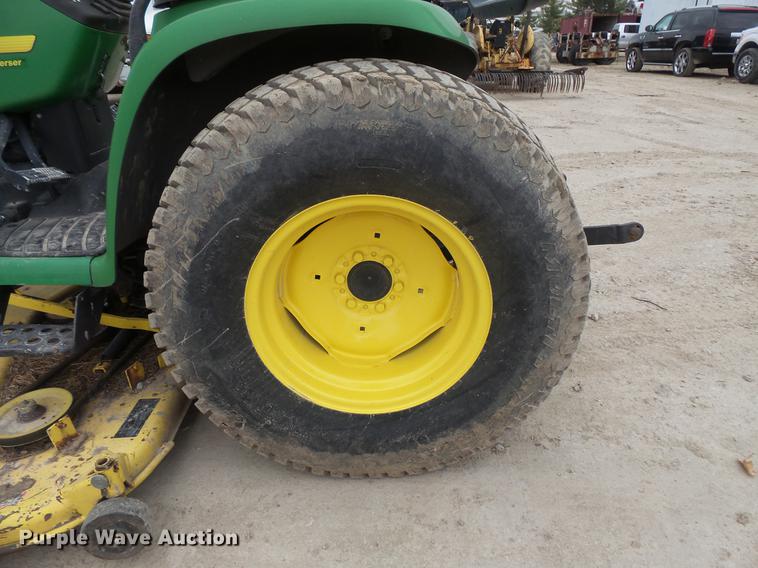 image for item DC6379 John Deere 4400 tractor