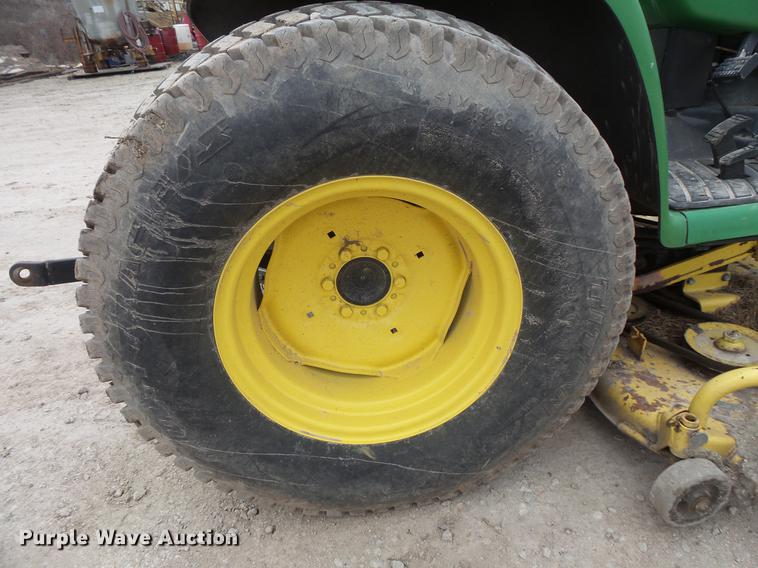 image for item DC6379 John Deere 4400 tractor