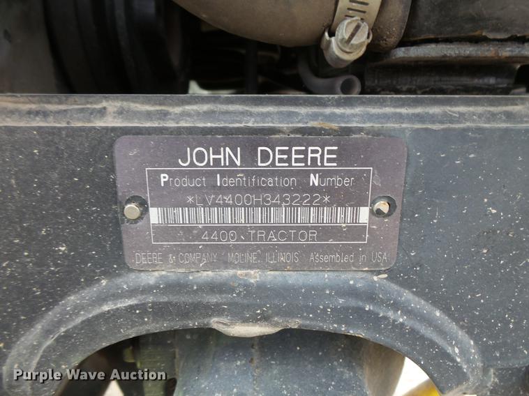 image for item DC6379 John Deere 4400 tractor