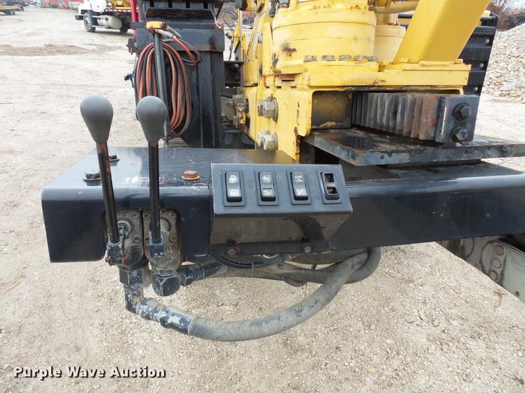 image for item DC6380 2000 Vermeer D33X44 directional boring unit