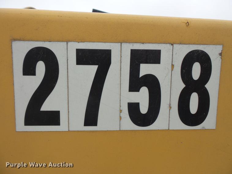 image for item DC6380 2000 Vermeer D33X44 directional boring unit