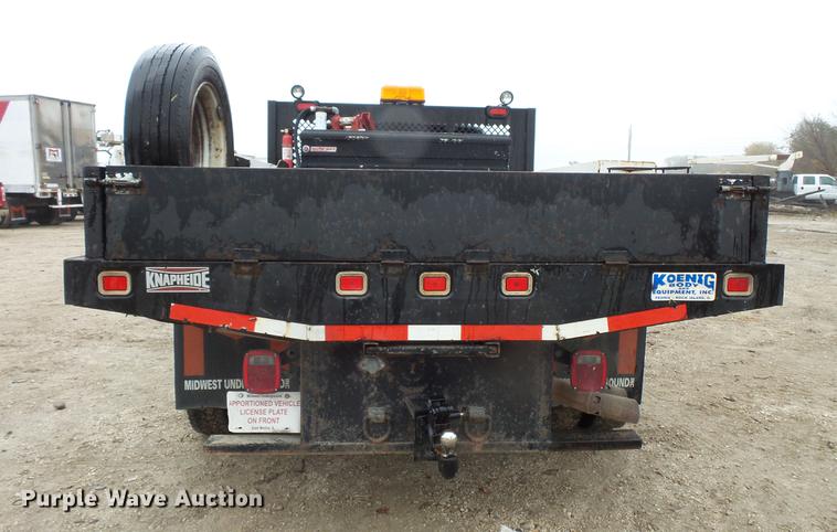 image for item DC6381 2008 Ford F450 Super Duty Crew Cab flatbed pickup truck