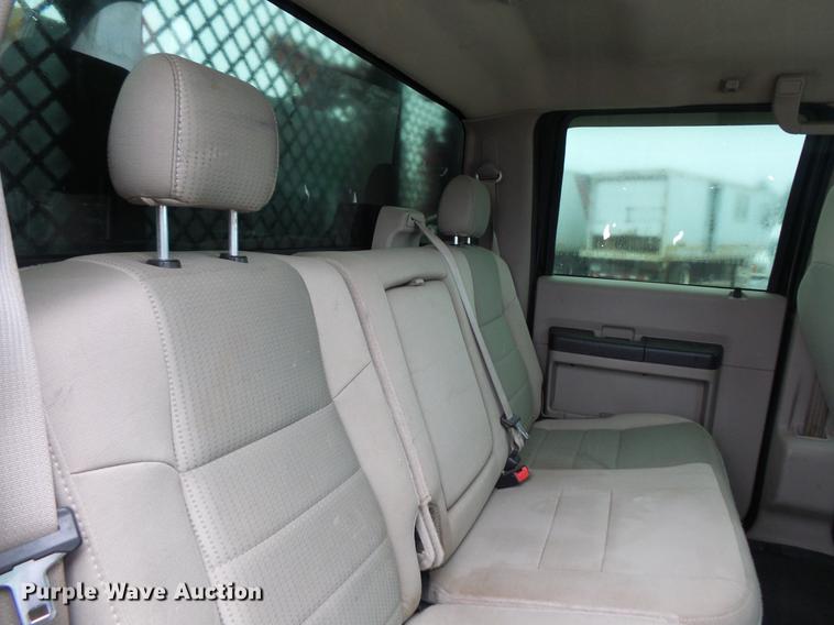 image for item DC6381 2008 Ford F450 Super Duty Crew Cab flatbed pickup truck