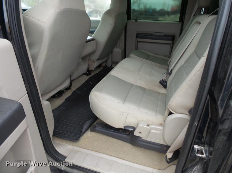 image for item DC6381 2008 Ford F450 Super Duty Crew Cab flatbed pickup truck