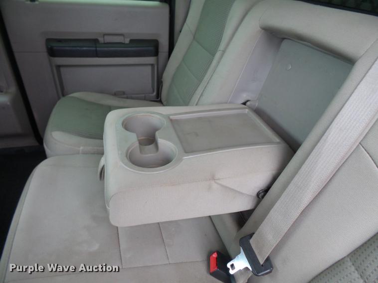 image for item DC6381 2008 Ford F450 Super Duty Crew Cab flatbed pickup truck