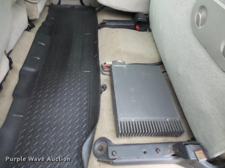 image for item DC6381 2008 Ford F450 Super Duty Crew Cab flatbed pickup truck