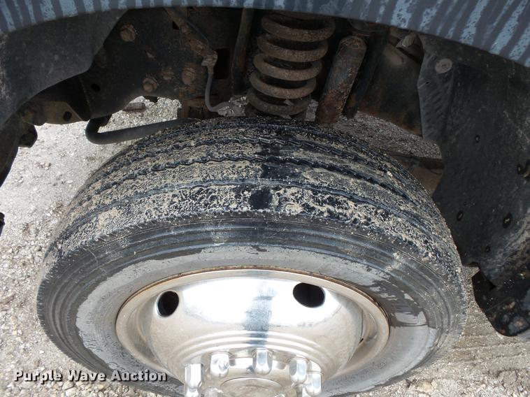 image for item DC6381 2008 Ford F450 Super Duty Crew Cab flatbed pickup truck