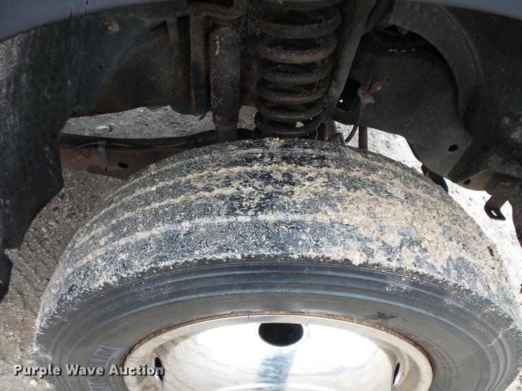 image for item DC6381 2008 Ford F450 Super Duty Crew Cab flatbed pickup truck