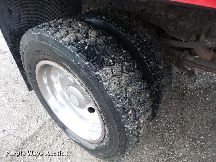 image for item DC6381 2008 Ford F450 Super Duty Crew Cab flatbed pickup truck