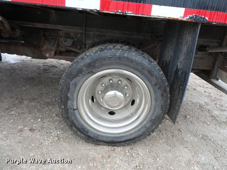 image for item DC6381 2008 Ford F450 Super Duty Crew Cab flatbed pickup truck