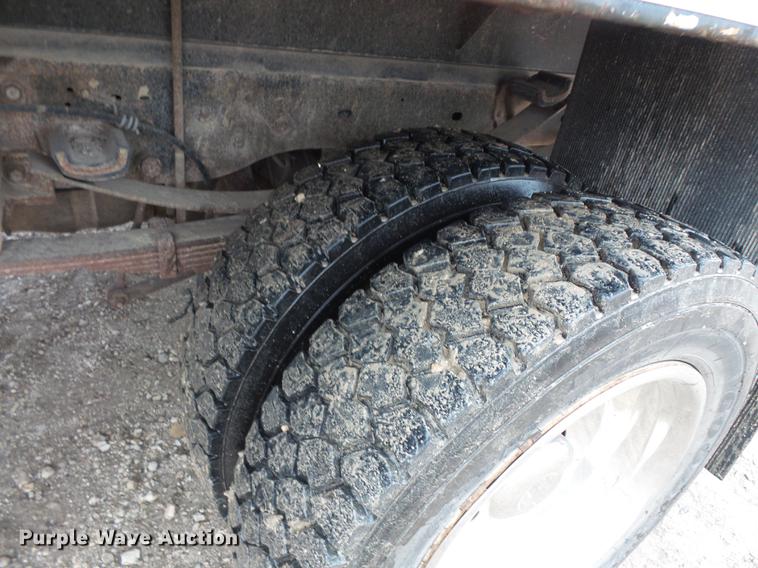 image for item DC6381 2008 Ford F450 Super Duty Crew Cab flatbed pickup truck