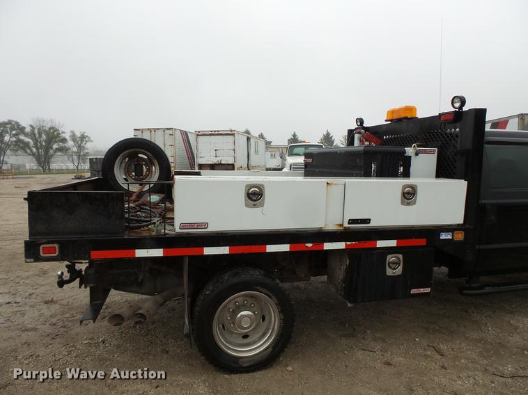 image for item DC6381 2008 Ford F450 Super Duty Crew Cab flatbed pickup truck