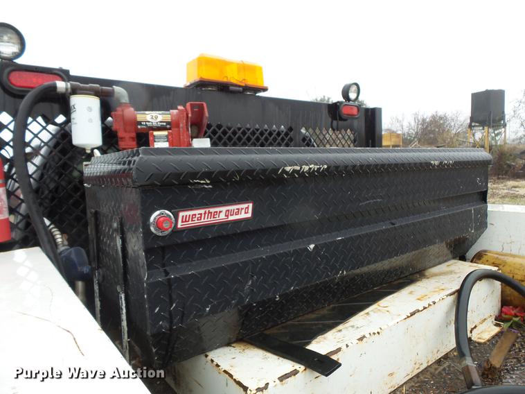 image for item DC6381 2008 Ford F450 Super Duty Crew Cab flatbed pickup truck