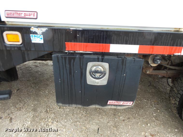 image for item DC6381 2008 Ford F450 Super Duty Crew Cab flatbed pickup truck