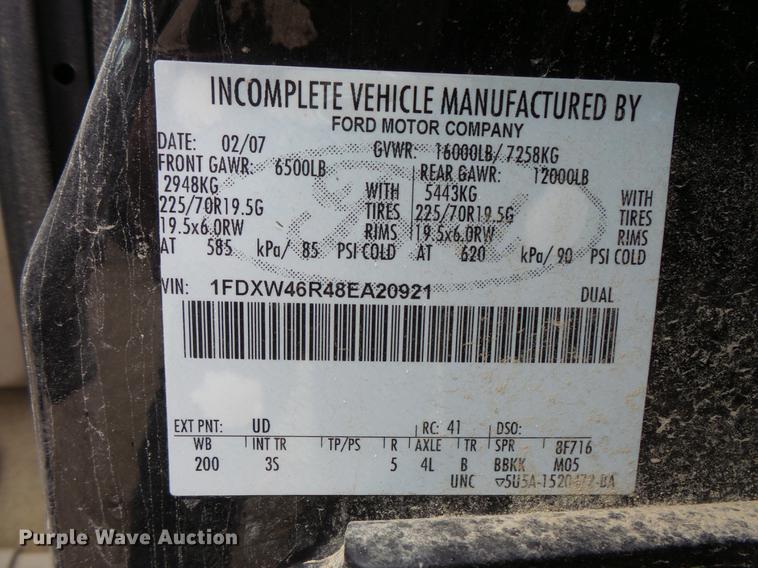 image for item DC6381 2008 Ford F450 Super Duty Crew Cab flatbed pickup truck