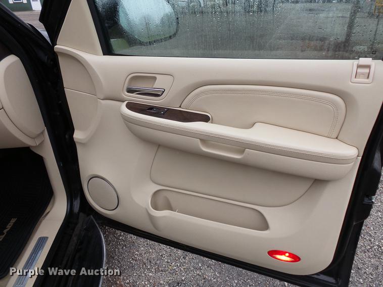 image for item DC6382 2007 Cadillac Escalade SUV