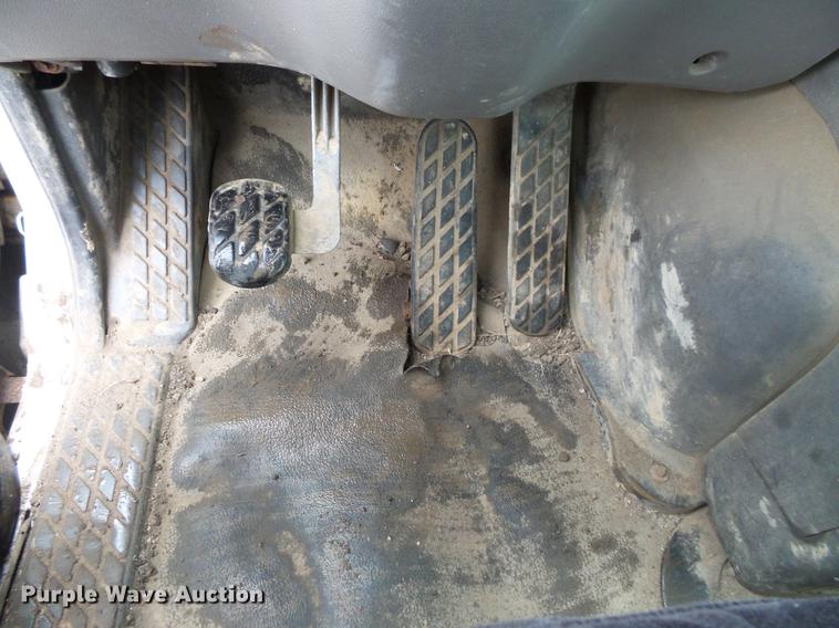 image for item DC6383 2000 Sterling A9500 tank truck