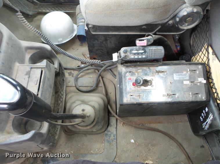 image for item DC6383 2000 Sterling A9500 tank truck