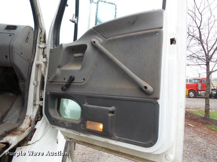 image for item DC6383 2000 Sterling A9500 tank truck