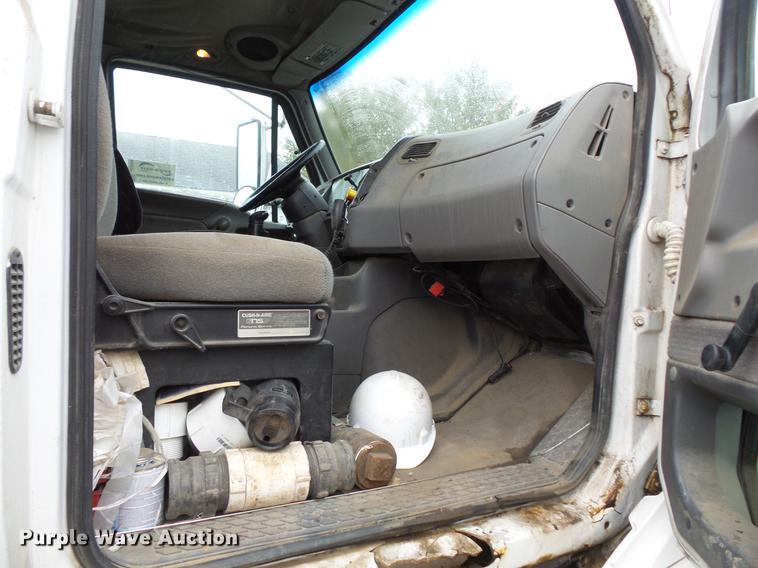 image for item DC6383 2000 Sterling A9500 tank truck