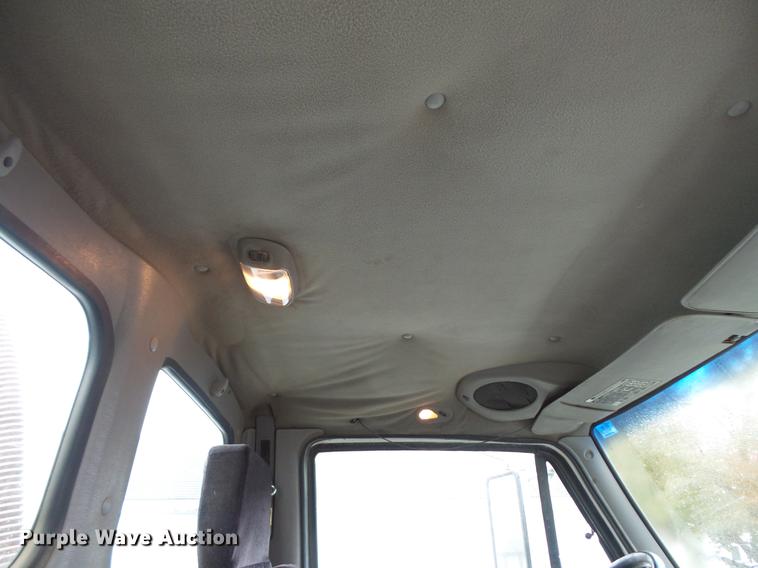 image for item DC6383 2000 Sterling A9500 tank truck