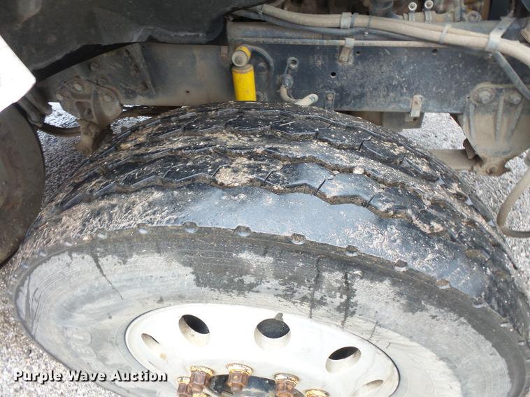 image for item DC6383 2000 Sterling A9500 tank truck