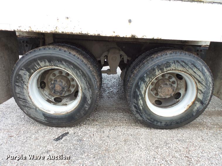 image for item DC6383 2000 Sterling A9500 tank truck