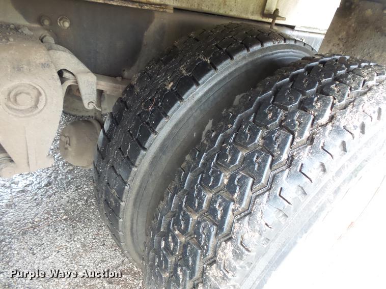 image for item DC6383 2000 Sterling A9500 tank truck