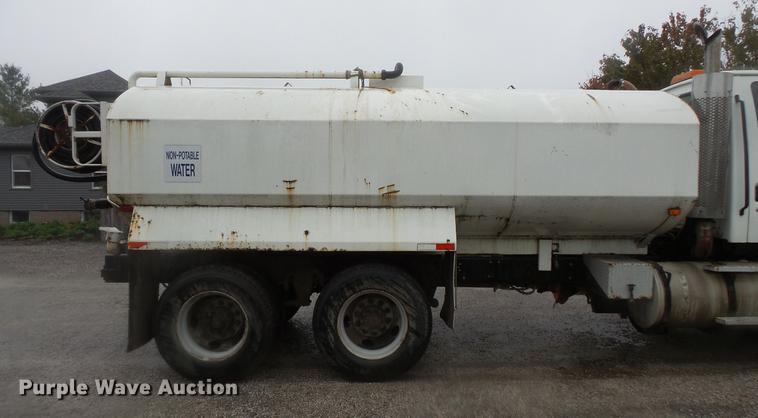 image for item DC6383 2000 Sterling A9500 tank truck