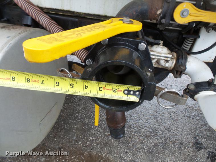 image for item DC6383 2000 Sterling A9500 tank truck