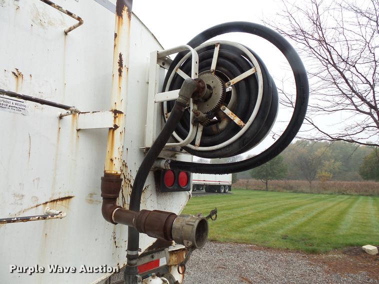 image for item DC6383 2000 Sterling A9500 tank truck