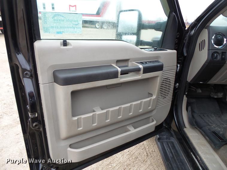 image for item DC6384 2010 Ford F450 Super Duty Crew Cab flatbed truck