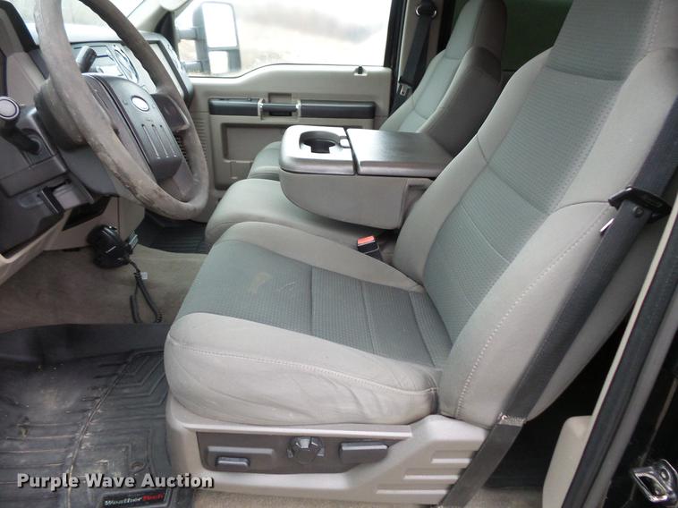 image for item DC6384 2010 Ford F450 Super Duty Crew Cab flatbed truck