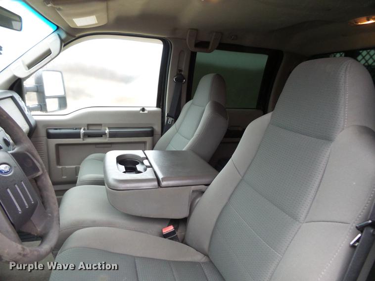 image for item DC6384 2010 Ford F450 Super Duty Crew Cab flatbed truck