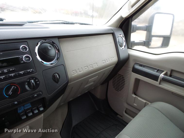 image for item DC6384 2010 Ford F450 Super Duty Crew Cab flatbed truck