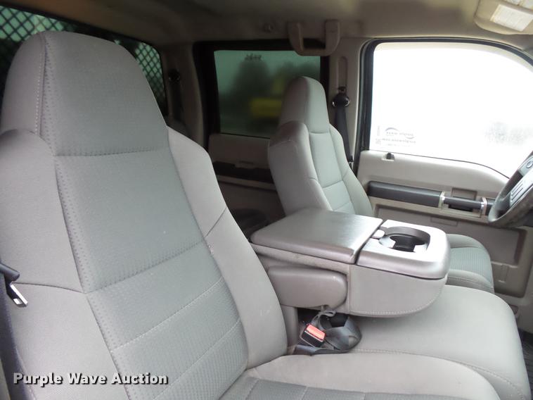 image for item DC6384 2010 Ford F450 Super Duty Crew Cab flatbed truck