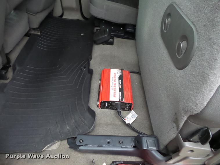 image for item DC6384 2010 Ford F450 Super Duty Crew Cab flatbed truck