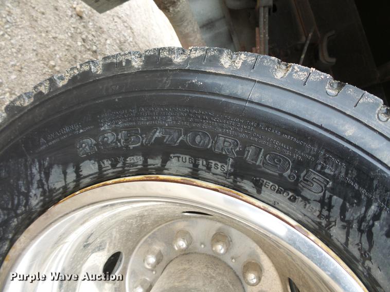 image for item DC6384 2010 Ford F450 Super Duty Crew Cab flatbed truck