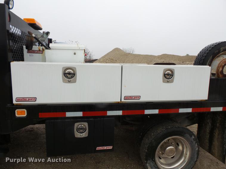 image for item DC6384 2010 Ford F450 Super Duty Crew Cab flatbed truck