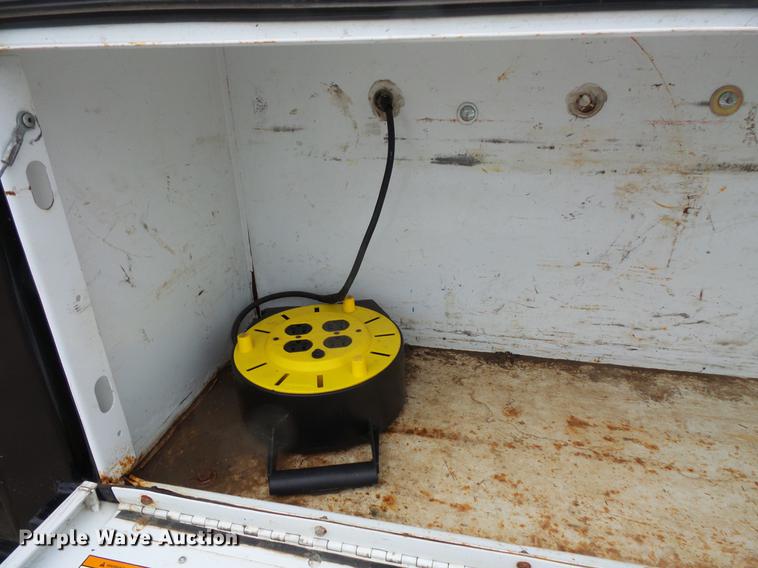 image for item DC6384 2010 Ford F450 Super Duty Crew Cab flatbed truck