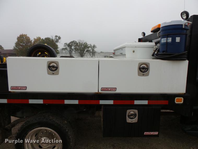 image for item DC6384 2010 Ford F450 Super Duty Crew Cab flatbed truck
