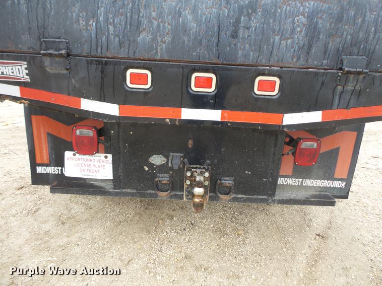 image for item DC6384 2010 Ford F450 Super Duty Crew Cab flatbed truck