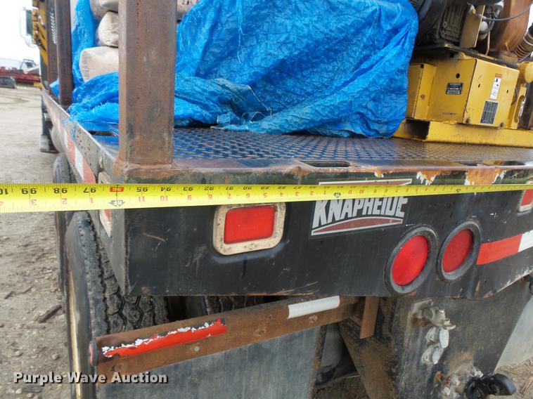 image for item DC6385 2002 Mack CH613 flatbed truck with mud mixer